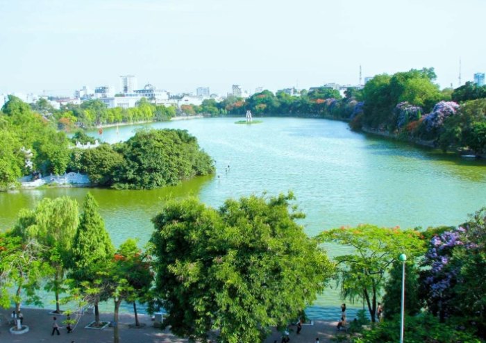 還 劍 湖​